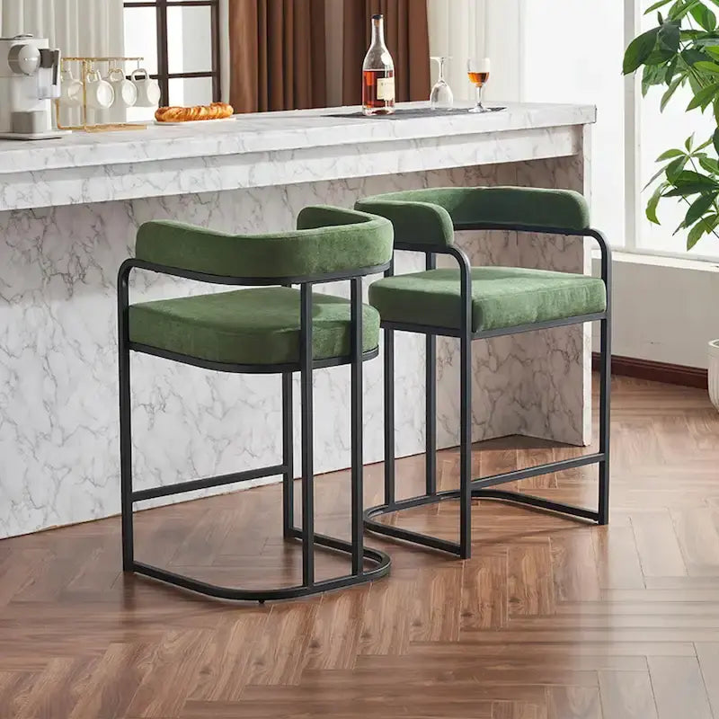 Set di 2 sgabelli da bar rivestiti in tessuto, sgabelli da bar altezza bancone con schienale a botte, sedie da pranzo con struttura e braccioli in metallo