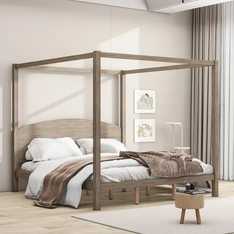Letto a piattaforma a baldacchino in legno di pino con testiera, gambe di supporto, finitura lavata