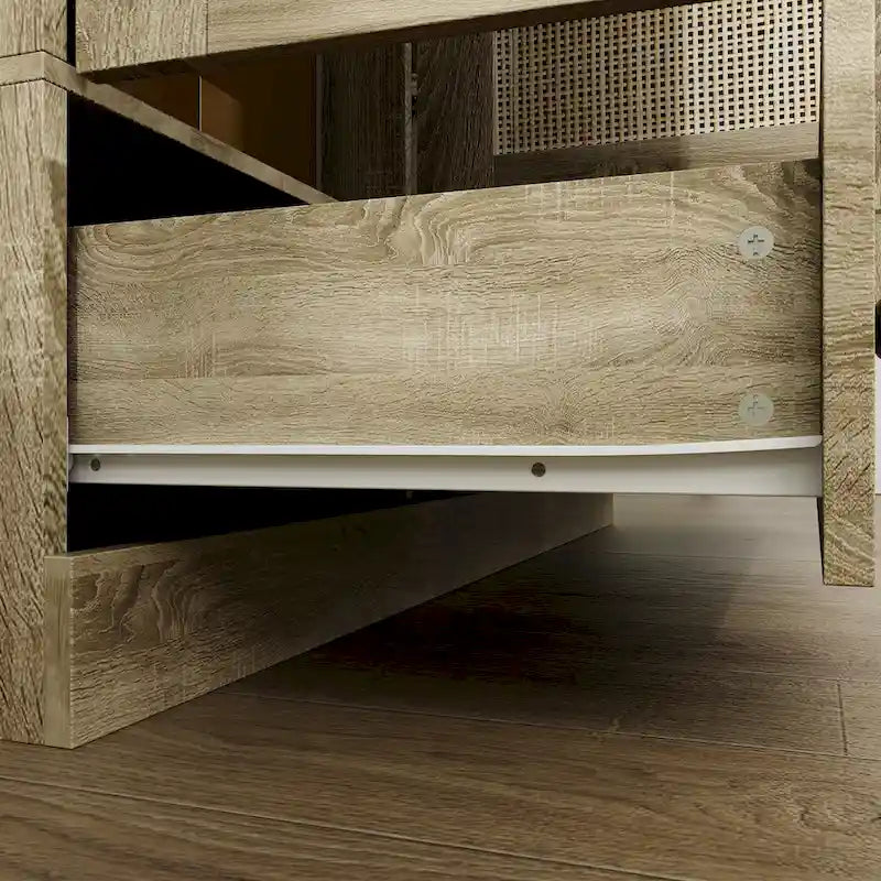 Armadio in Legno "Fascino Naturale" - Design Traspirante in Rattan, Ampio Spazio Contenitivo