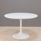 Tavolo da pranzo rotondo con piedistallo Kelty White
