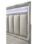 Camera da letto con pannelli imbottiti Evonne 6 pezzi, colore grigio, con luci a LED
