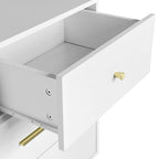 Cassettiera a sette cassetti grande con maniglie e gambe dorate
