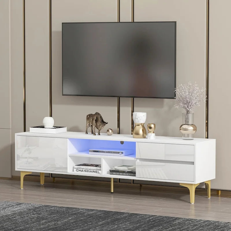 Mobile TV, centro d'intrattenimento con luci LED telecomandate